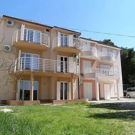 Bencun Appartement Makarska